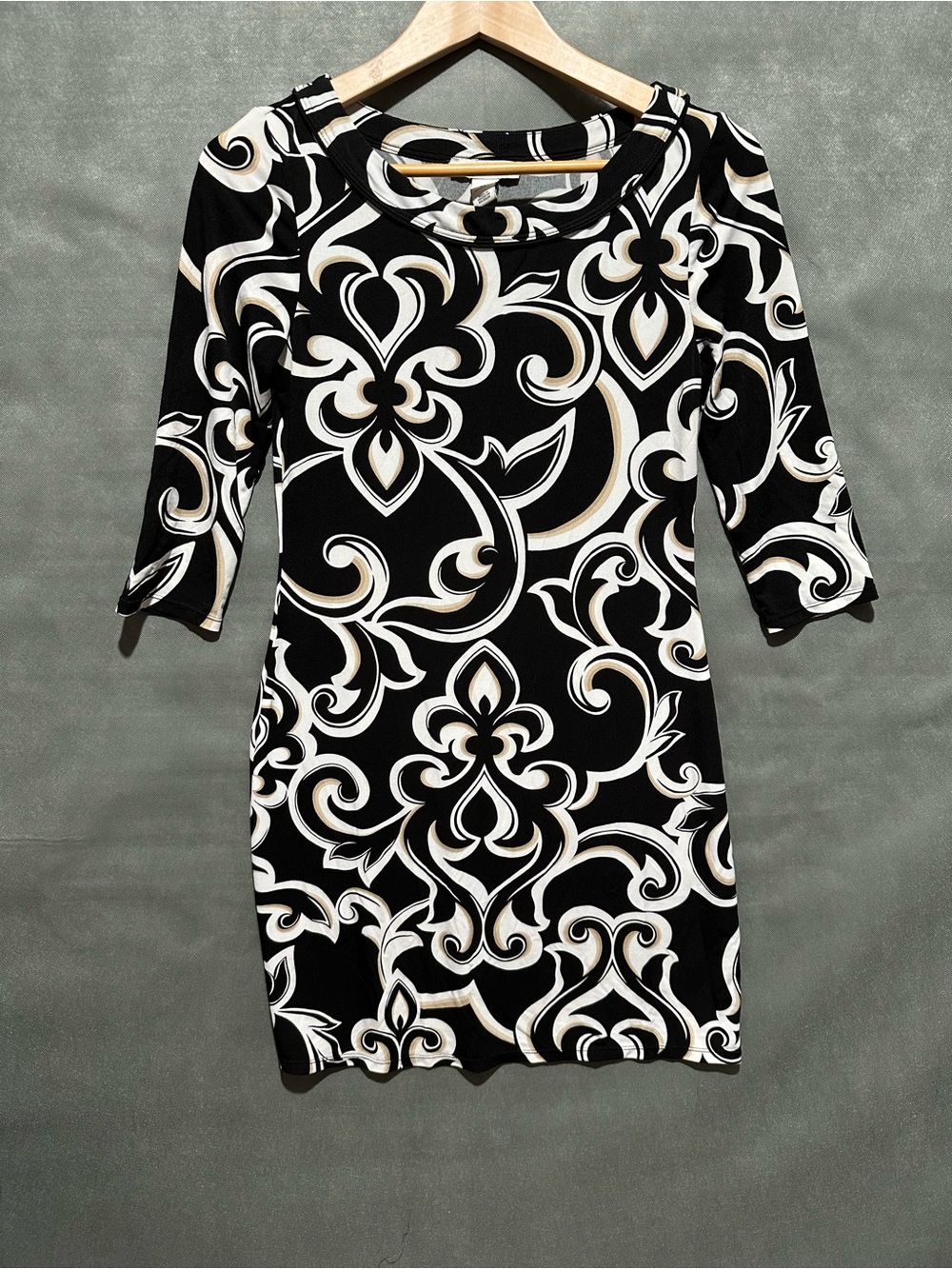 White House Black Market Scroll Print Sheath Dress - XS